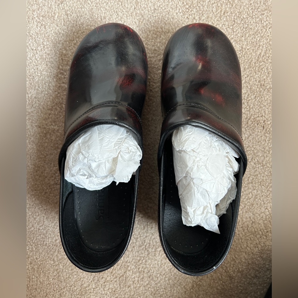 Clog nursing shoes